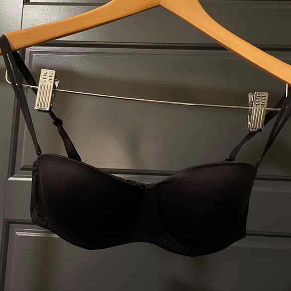 Victoria Secret Black Convertible Strapless Push-up Bra - Picture 5 of 7